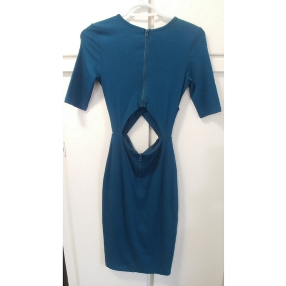 Bodycon peek-a-boo dress - Picture 3 of 4